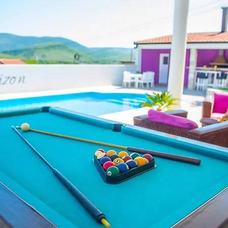 Luxury Horizon